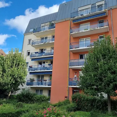 Le Majolique And Cozy Rouen